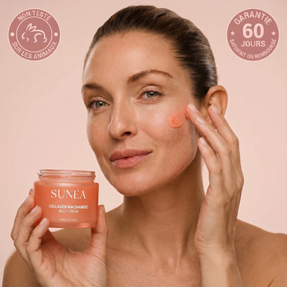 Femme avec le pot de crème jelly ouvert — garantie 60 jours